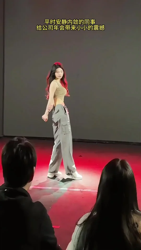 王者荣耀女英雄去掉所有服装轮滑网